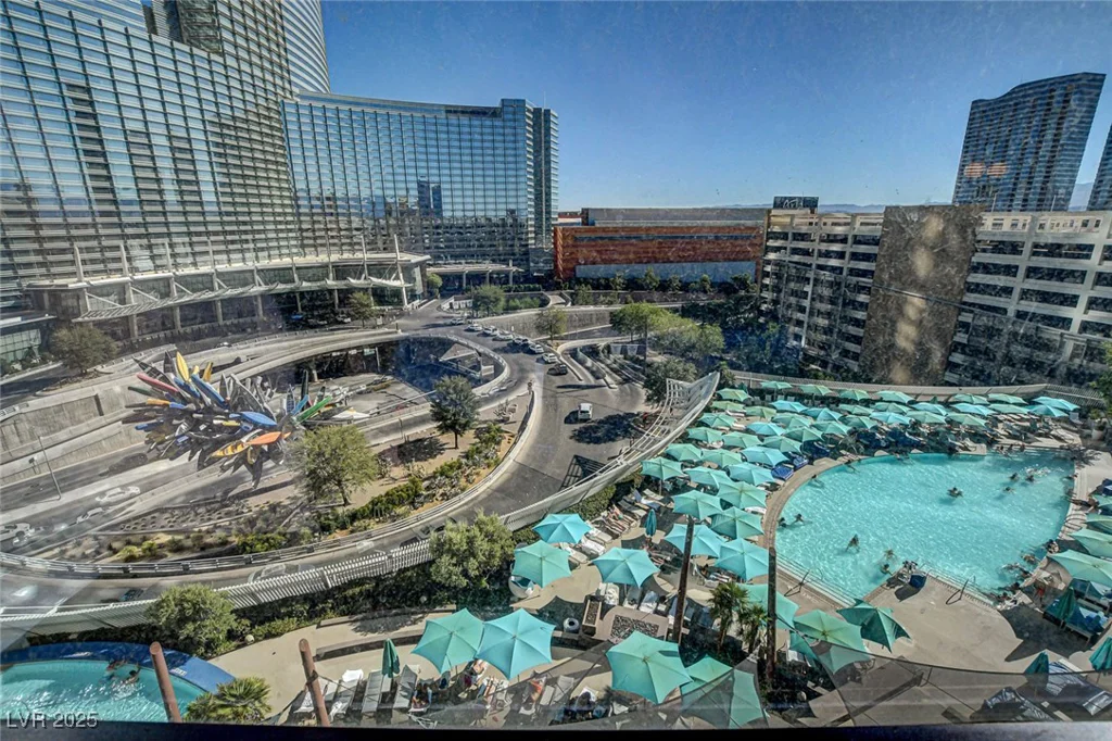 2600 Harmon, Las Vegas, NV 89158
