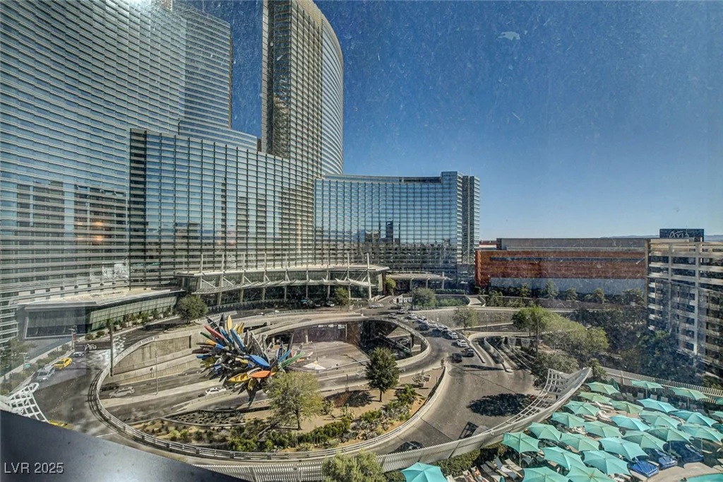 2600 Harmon, Las Vegas, NV 89158