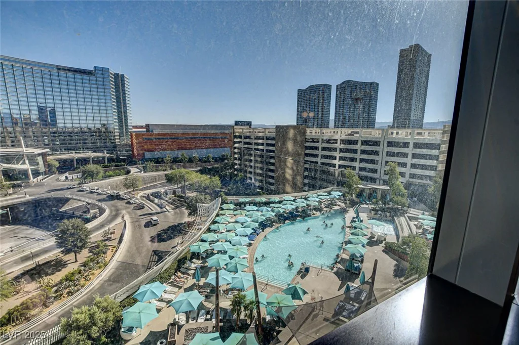 2600 Harmon, Las Vegas, NV 89158