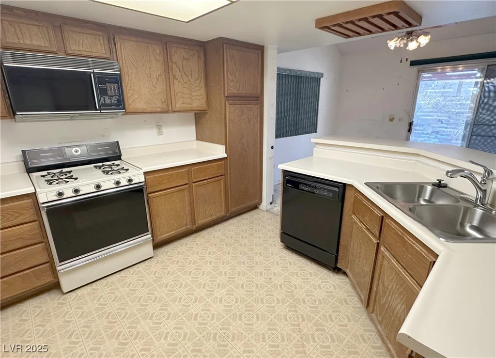 344 Warmside, Las Vegas, NV 89145