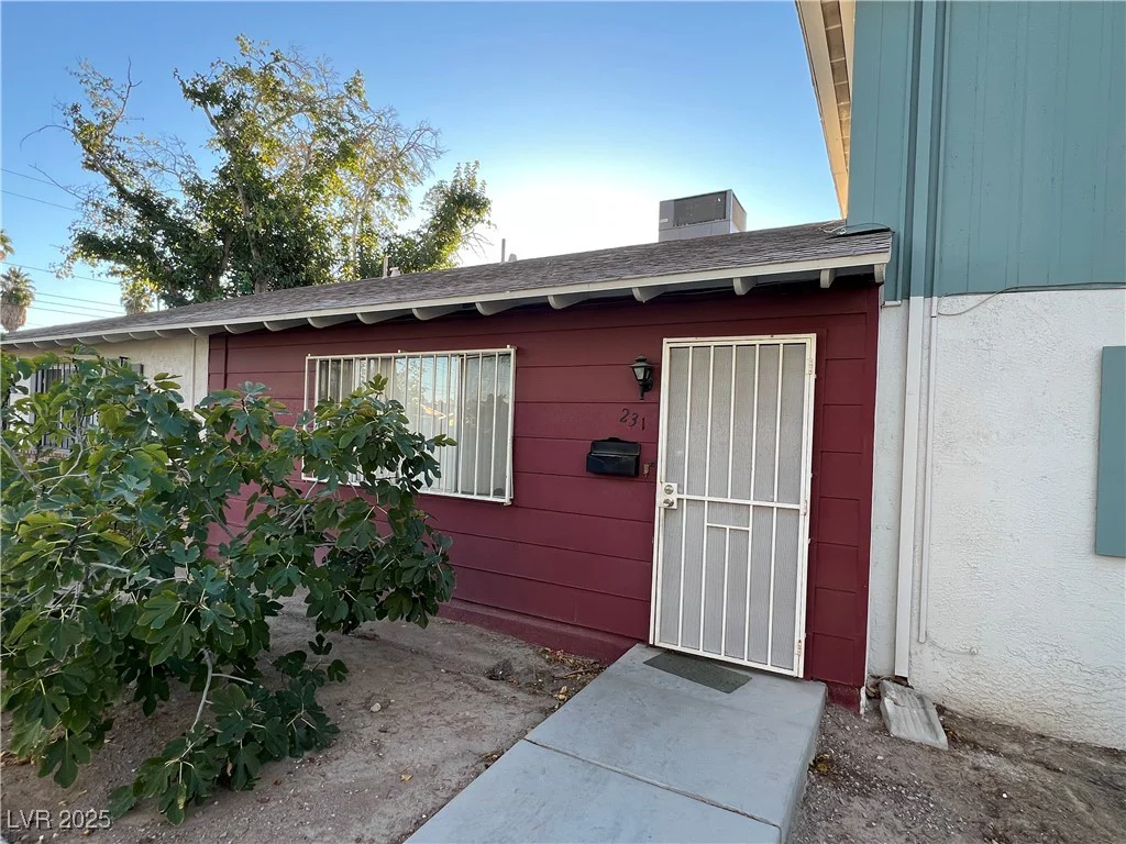 231 Greenbriar Townhouse, Las Vegas, NV 89121