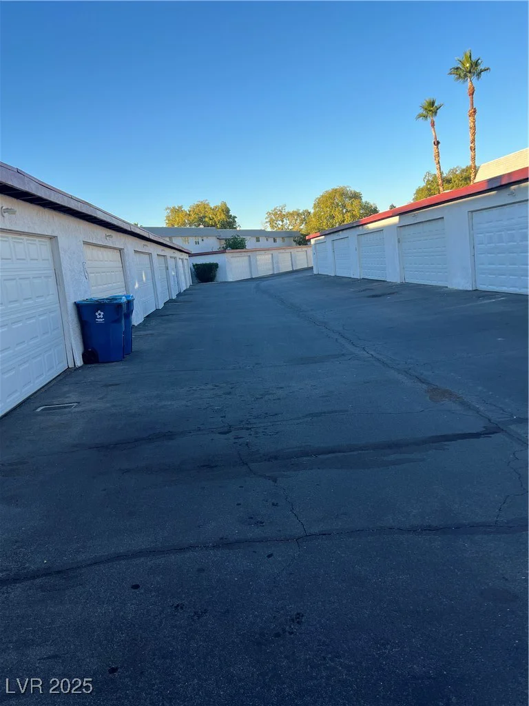 231 Greenbriar Townhouse, Las Vegas, NV 89121