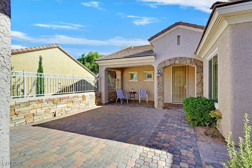 2164 Sawtooth Mountain, Henderson, NV 89044