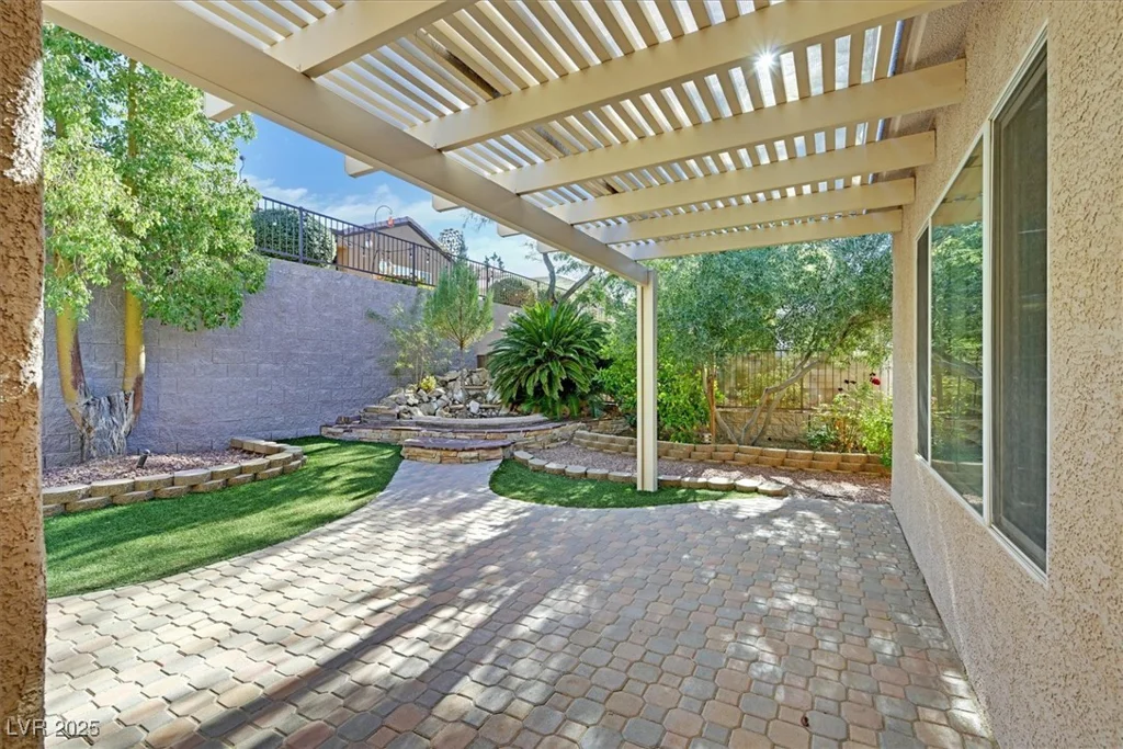 2164 Sawtooth Mountain, Henderson, NV 89044