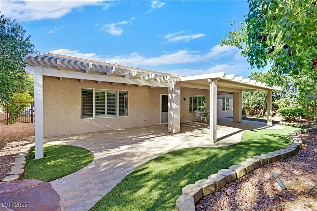 2164 Sawtooth Mountain, Henderson, NV 89044