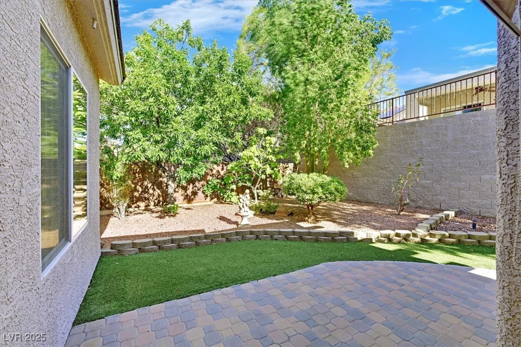 2164 Sawtooth Mountain, Henderson, NV 89044