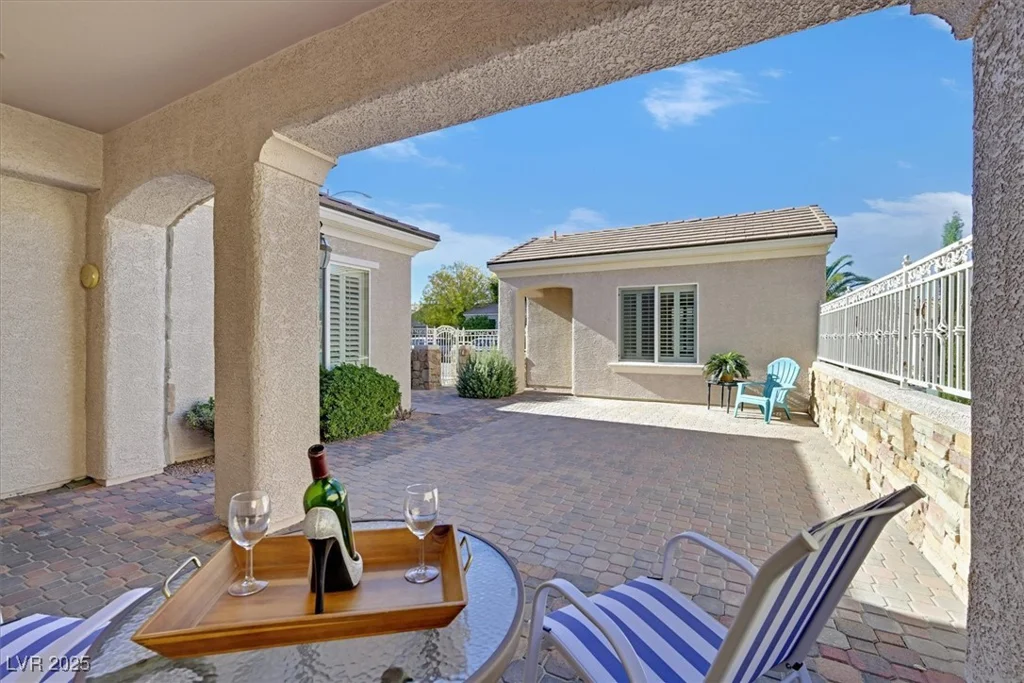 2164 Sawtooth Mountain, Henderson, NV 89044