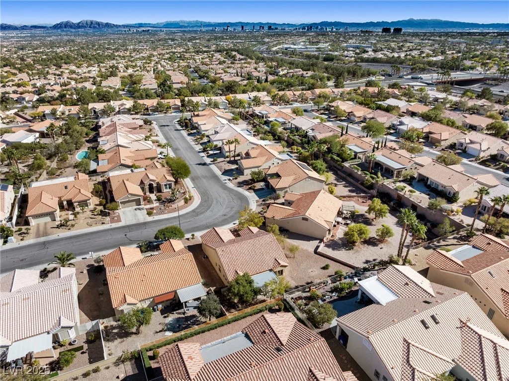 2009 Emery, Las Vegas, NV 89134