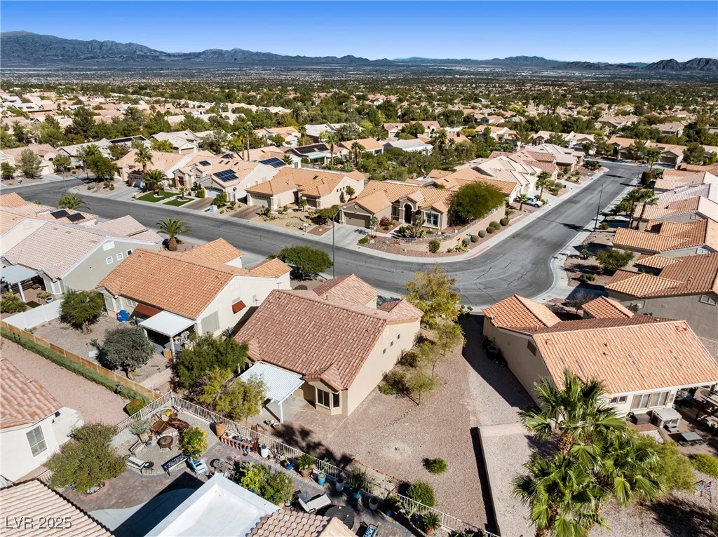 2009 Emery, Las Vegas, NV 89134