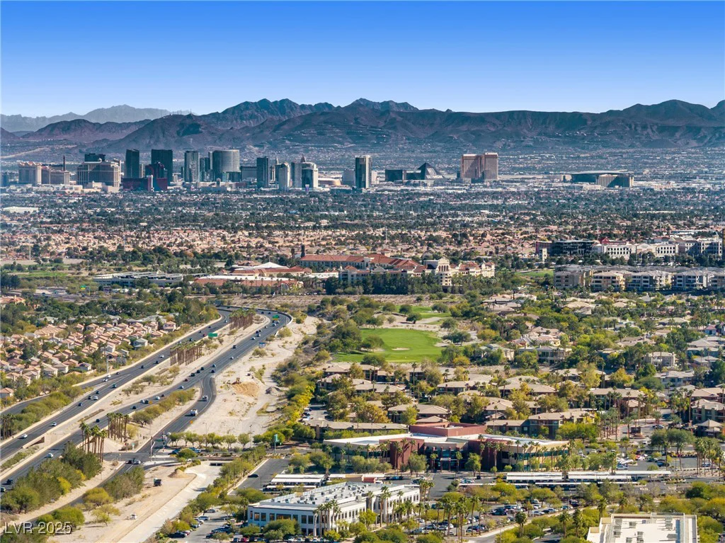 2009 Emery, Las Vegas, NV 89134