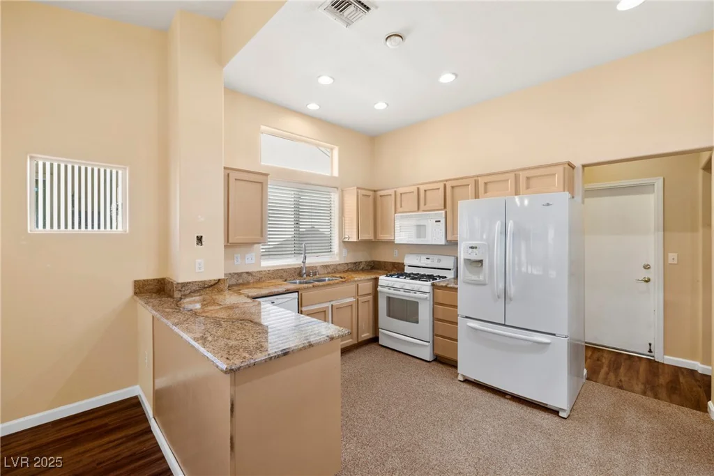 2009 Emery, Las Vegas, NV 89134