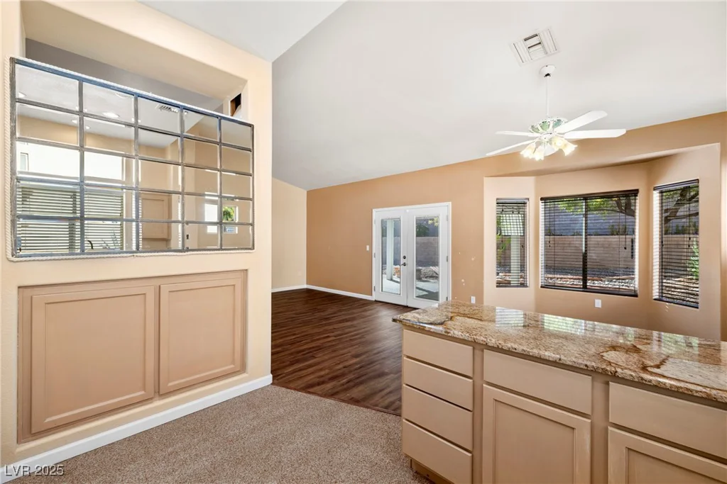 2009 Emery, Las Vegas, NV 89134