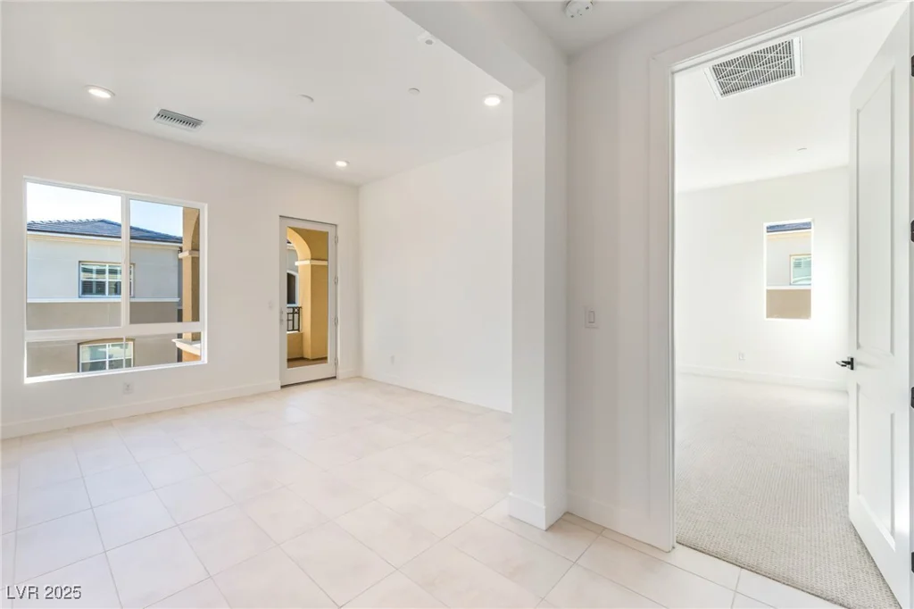 9132 Las Manaitas, Las Vegas, NV 89144