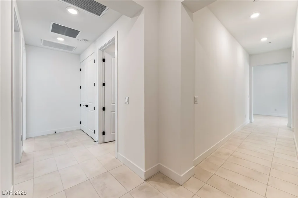 9132 Las Manaitas, Las Vegas, NV 89144