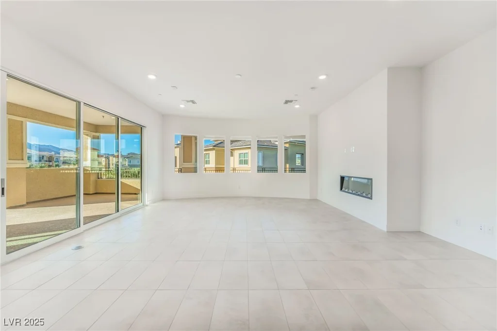 9132 Las Manaitas, Las Vegas, NV 89144