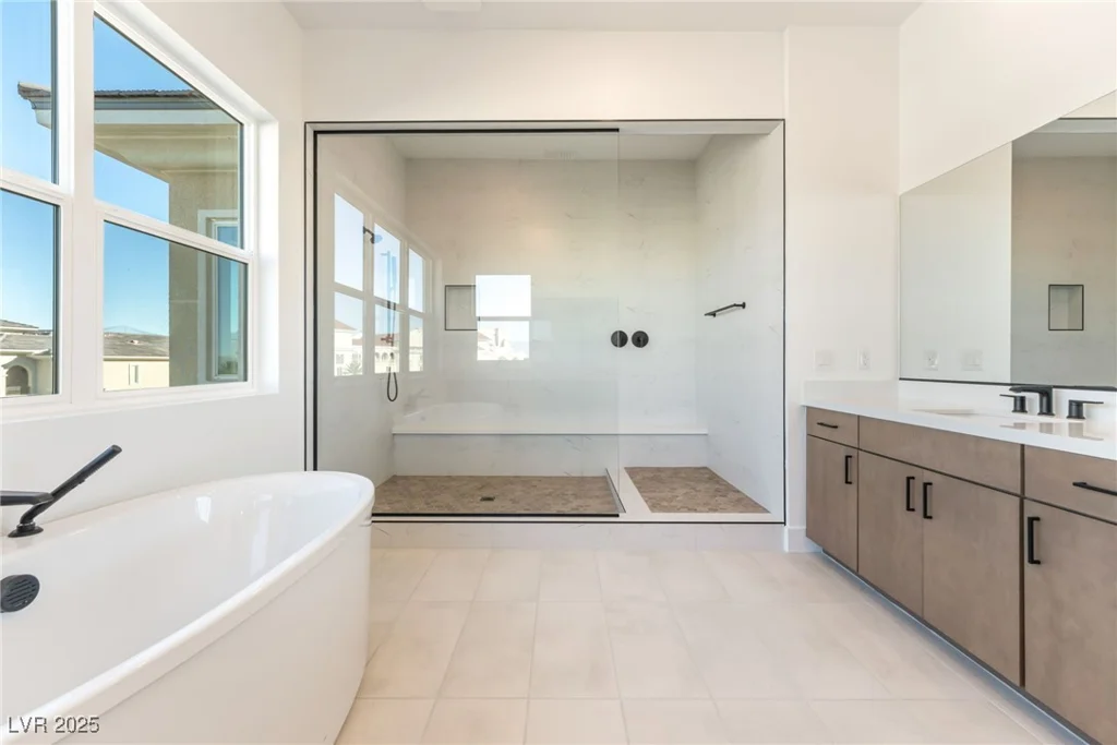 9132 Las Manaitas, Las Vegas, NV 89144
