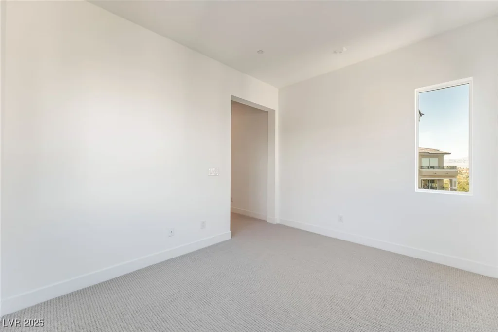 9132 Las Manaitas, Las Vegas, NV 89144