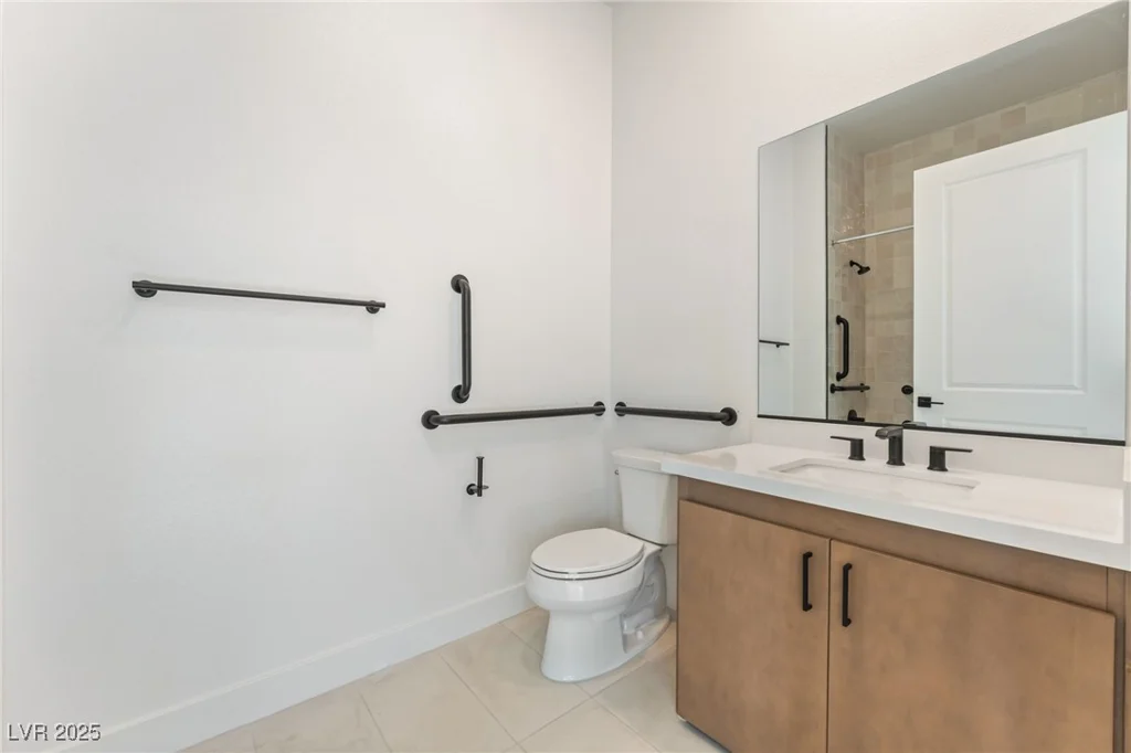 9132 Las Manaitas, Las Vegas, NV 89144