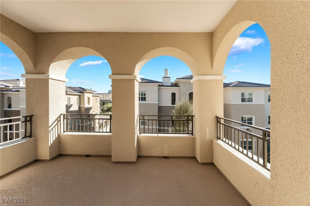 9132 Las Manaitas, Las Vegas, NV 89144