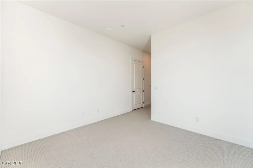 9132 Las Manaitas, Las Vegas, NV 89144