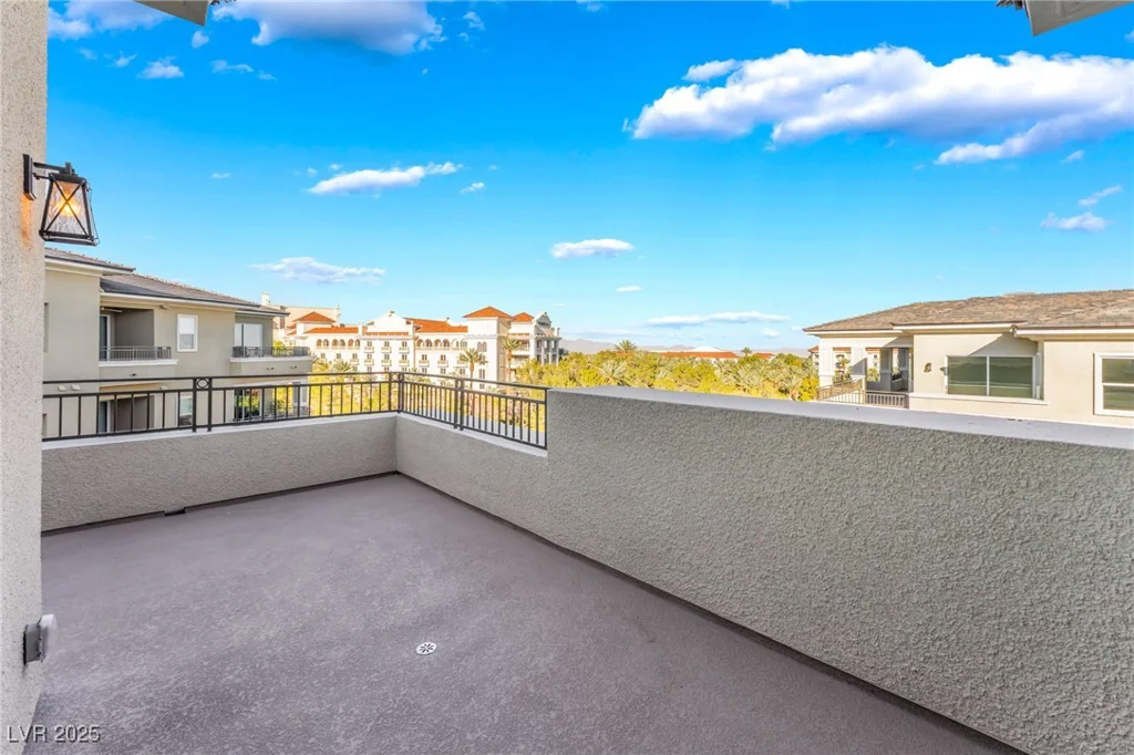 9132 Las Manaitas, Las Vegas, NV 89144