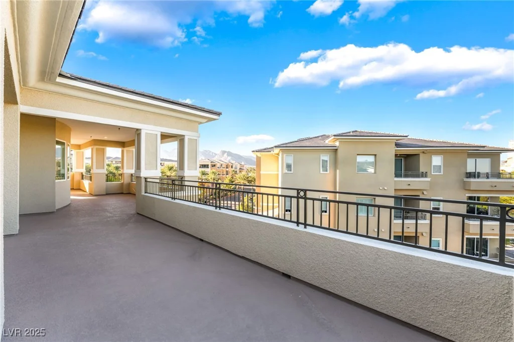 9132 Las Manaitas, Las Vegas, NV 89144