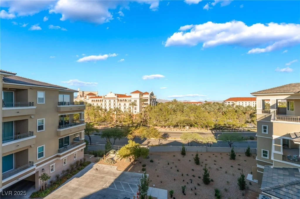 9132 Las Manaitas, Las Vegas, NV 89144