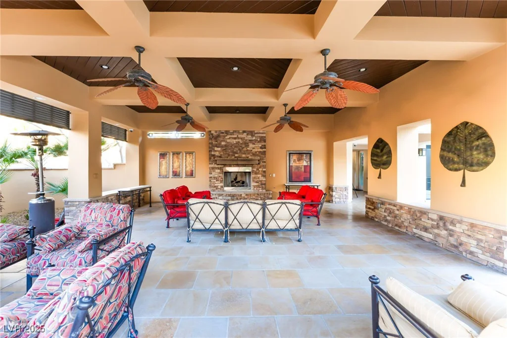9132 Las Manaitas, Las Vegas, NV 89144