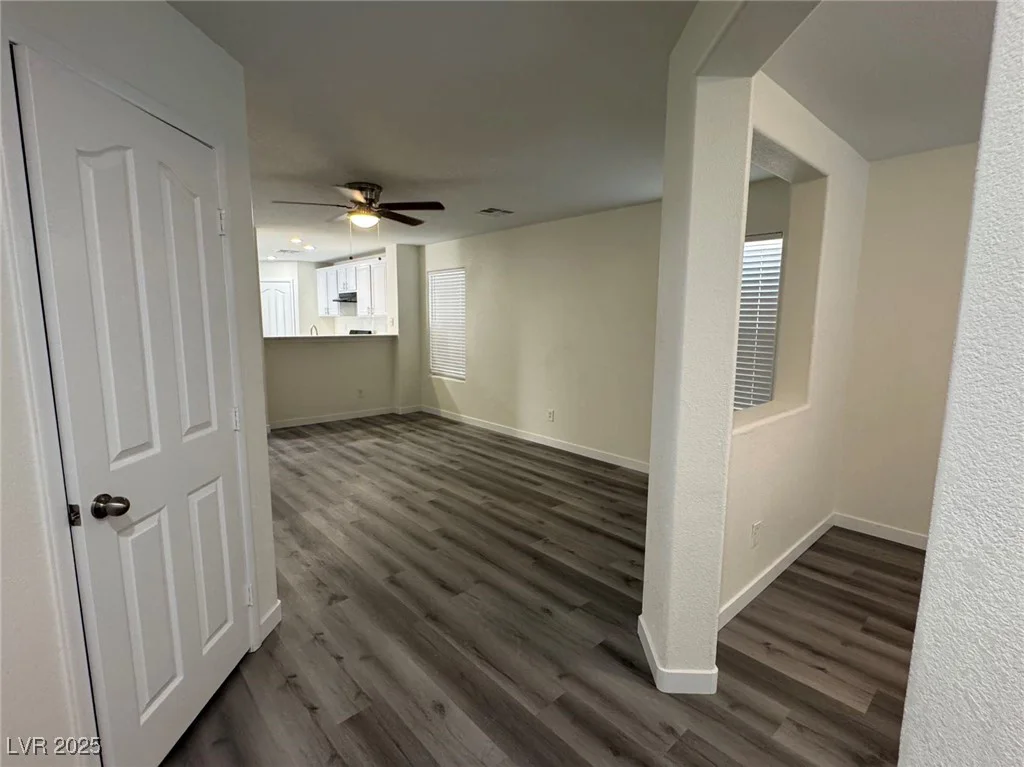 11920 Snow Bank, Las Vegas, NV 89183