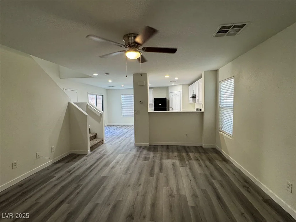 11920 Snow Bank, Las Vegas, NV 89183