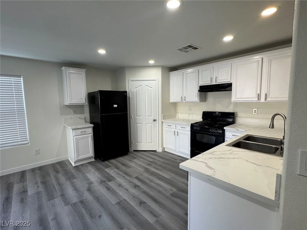 11920 Snow Bank, Las Vegas, NV 89183
