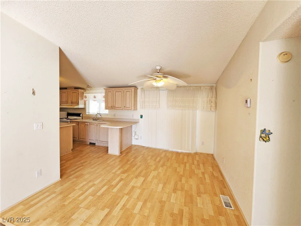 1610 Manse, Pahrump, NV 89048