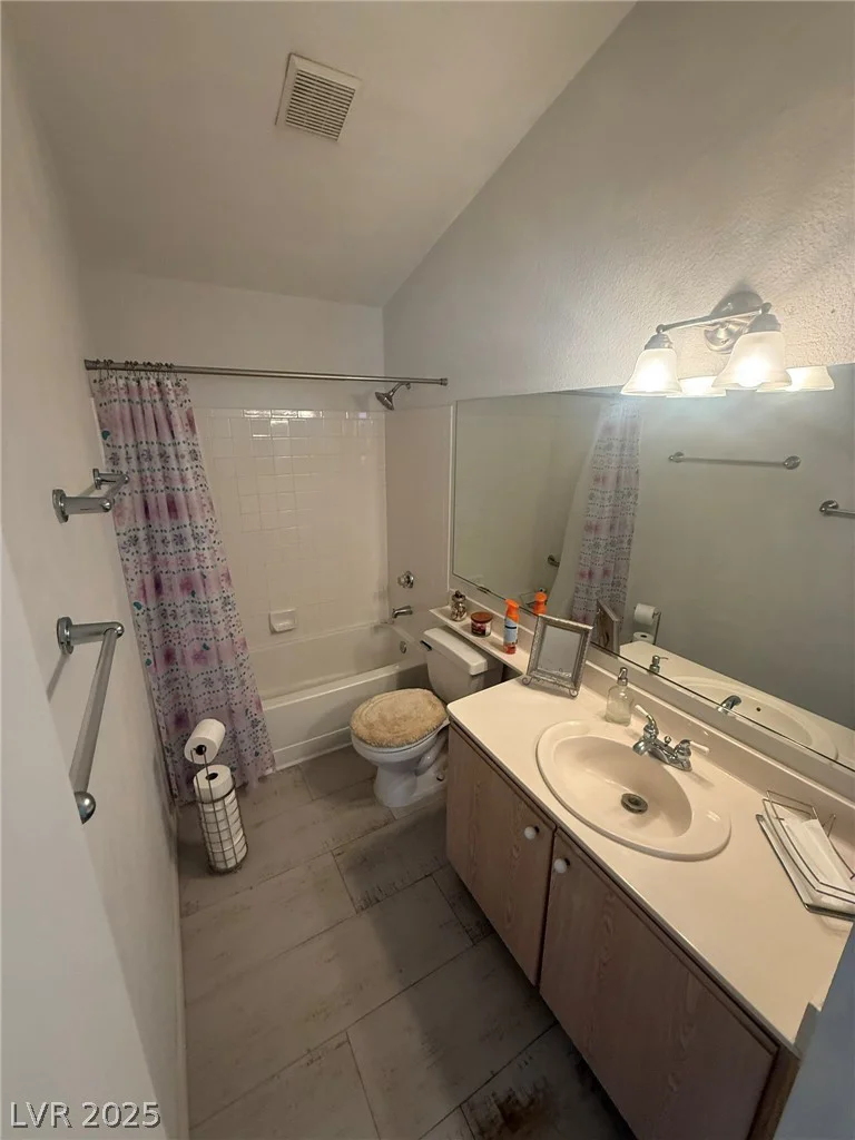557 Yacht Harbor, Las Vegas, NV 89145