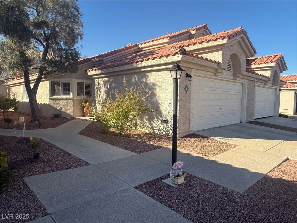 557 Yacht Harbor, Las Vegas, NV 89145