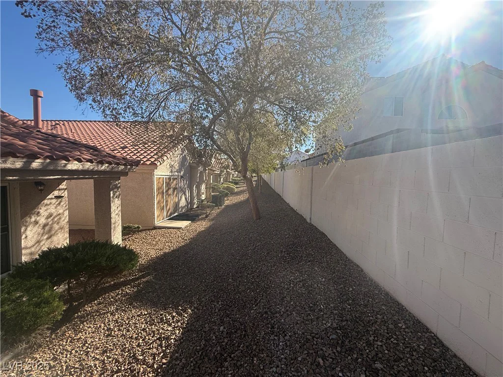 557 Yacht Harbor, Las Vegas, NV 89145