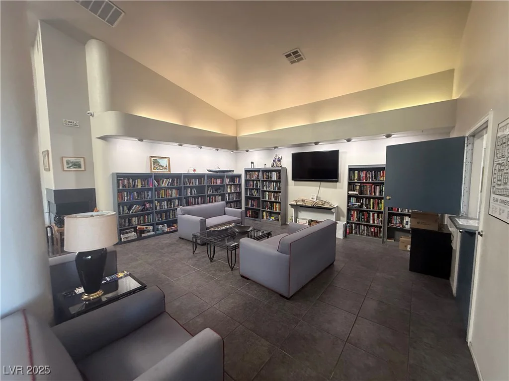 557 Yacht Harbor, Las Vegas, NV 89145