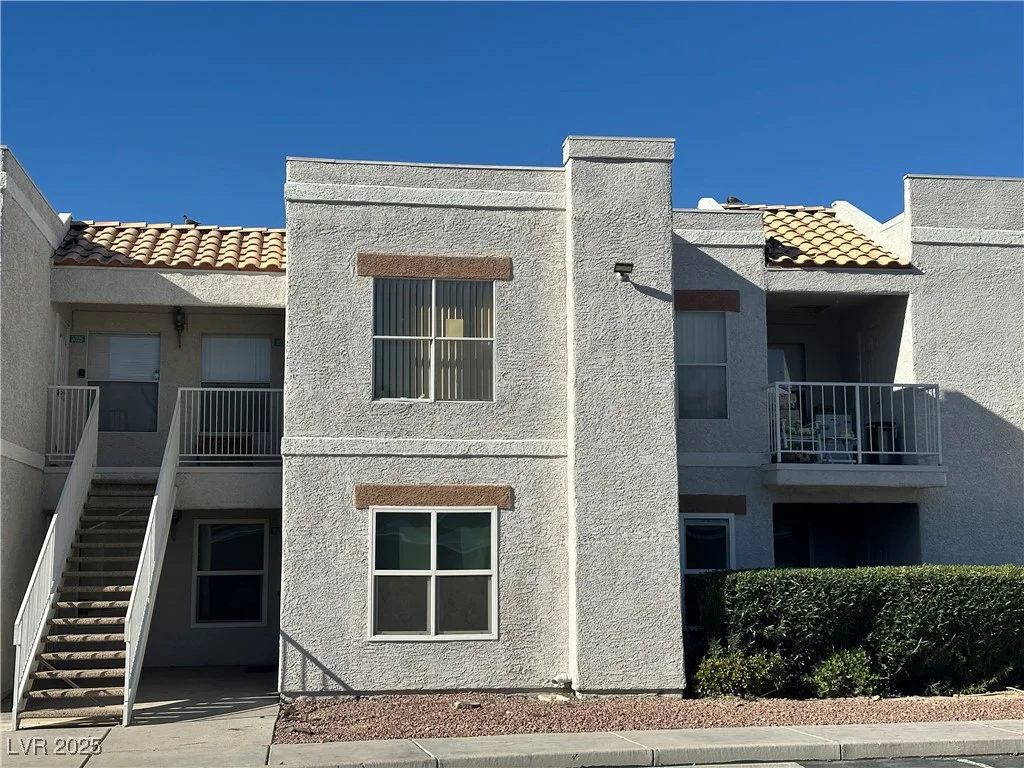 6800 Lake Mead, Las Vegas, NV 89156