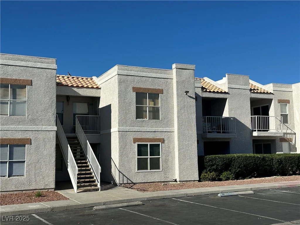 6800 Lake Mead, Las Vegas, NV 89156
