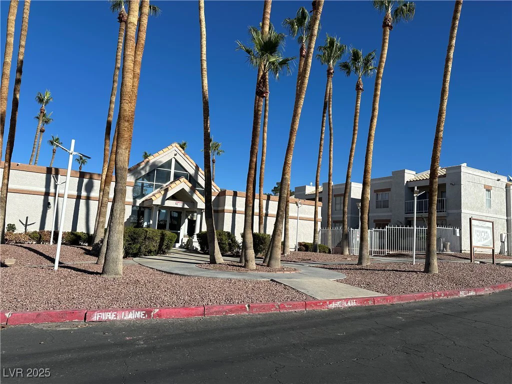 6800 Lake Mead, Las Vegas, NV 89156