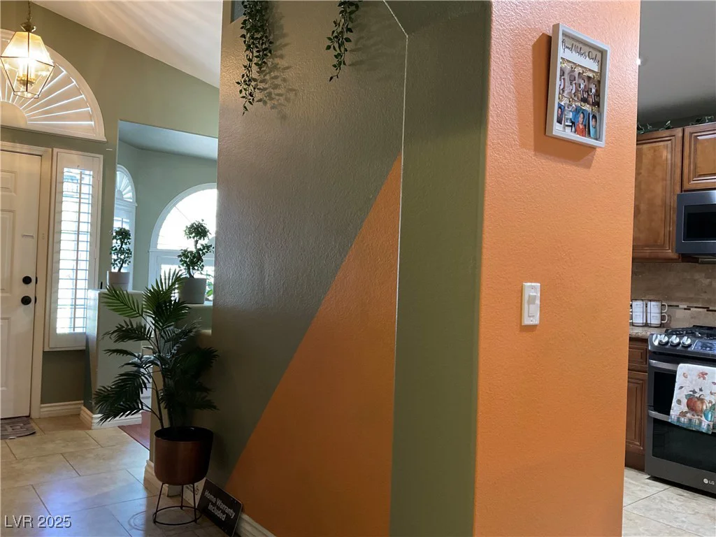 1800 Quail Point, Las Vegas, NV 89117