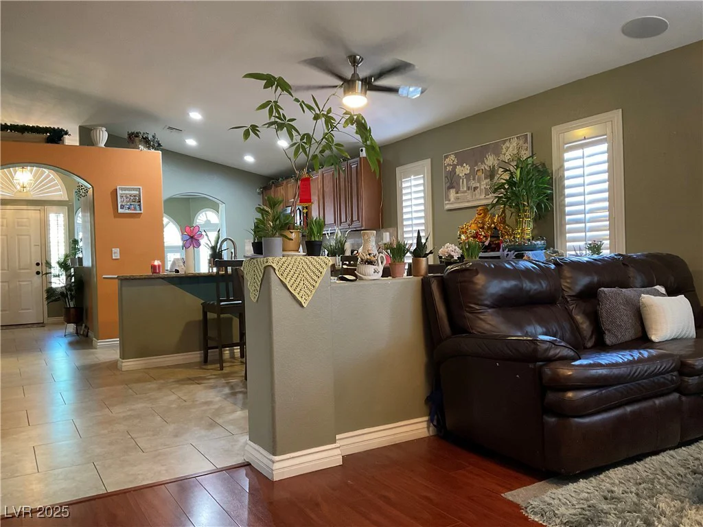1800 Quail Point, Las Vegas, NV 89117