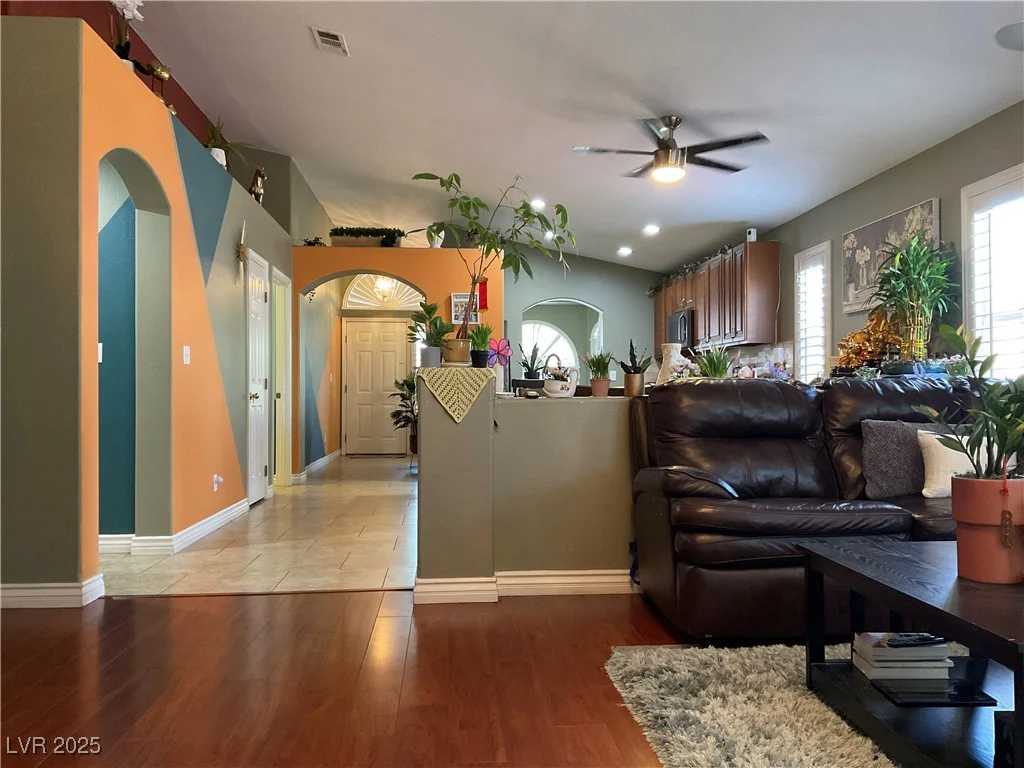 1800 Quail Point, Las Vegas, NV 89117