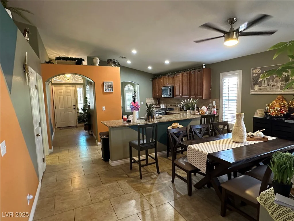 1800 Quail Point, Las Vegas, NV 89117