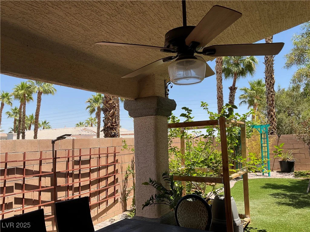 1800 Quail Point, Las Vegas, NV 89117