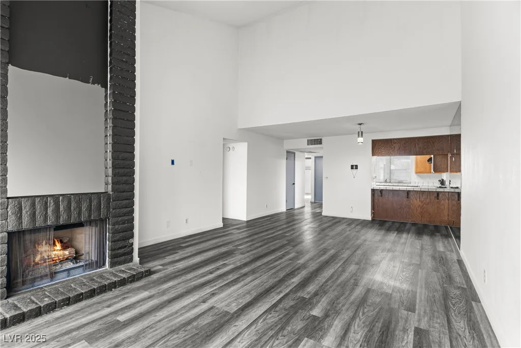 4533 Madreperla, Las Vegas, NV 89121