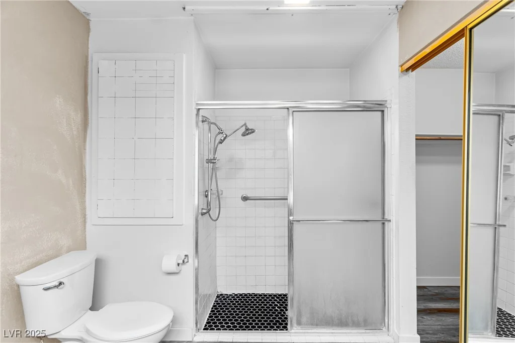 4533 Madreperla, Las Vegas, NV 89121