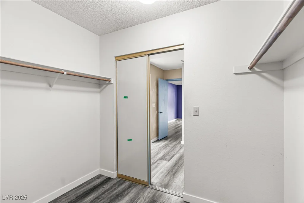 4533 Madreperla, Las Vegas, NV 89121