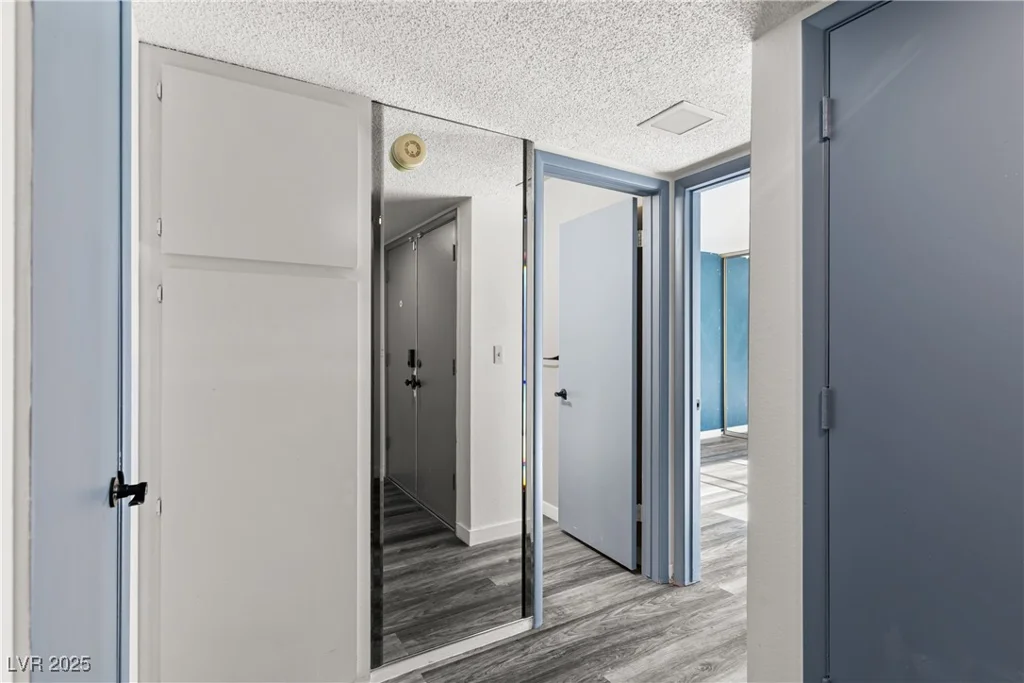 4533 Madreperla, Las Vegas, NV 89121