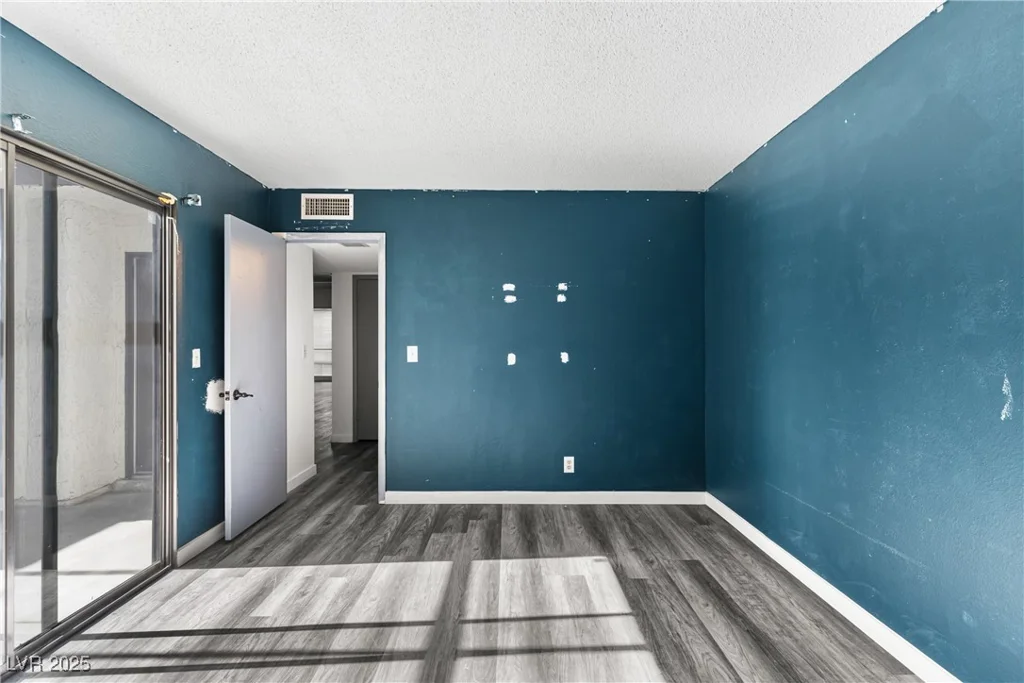 4533 Madreperla, Las Vegas, NV 89121