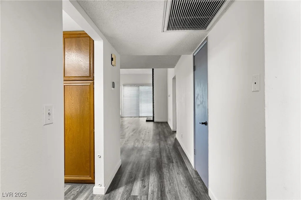 4533 Madreperla, Las Vegas, NV 89121